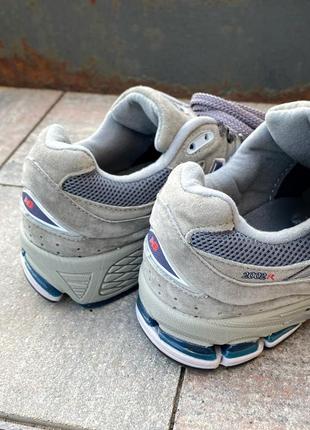 New balance 2002r grey/silver жіночі популярні легкі кросівки беланс з сіточкою популярные женские серые легкие кроссовки весна лето осень6 фото