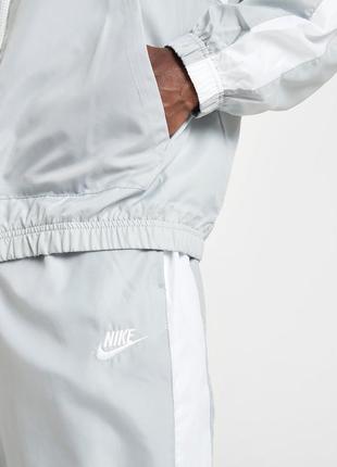 Нейлонові спортивні штани nike оригінал3 фото