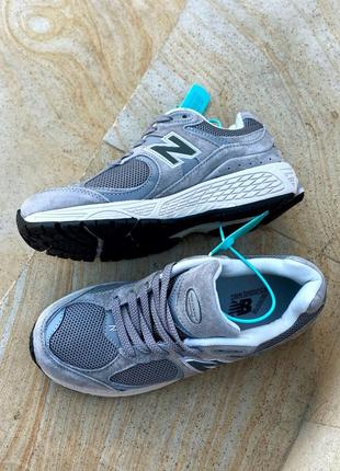 New balance 2002r grey популярні легкі кросівки беланс з сіточкою популярные серые легкие кроссовки демисезон мужские женские9 фото