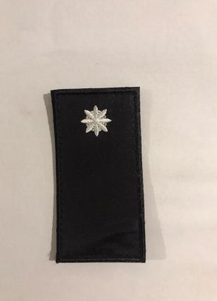 Пагон шевроны с вышивкой младший лейтенант полиции (чёрный фон-белые звёзды)   раз. 10*5 см
