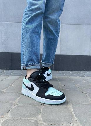 Кросівки жіночі nike air jordan 1 retro low light mint10 фото