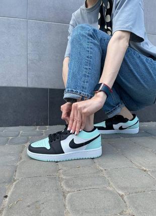 Кросівки жіночі nike air jordan 1 retro low light mint7 фото