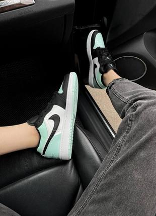 Кросівки жіночі nike air jordan 1 retro low light mint2 фото