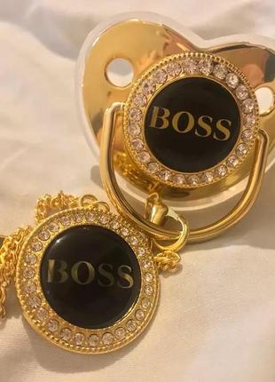 Набор : пустышка /соска и цепочка/держатель для соски «босс»