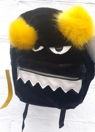 Забавный меховой рюкзак monki5 фото