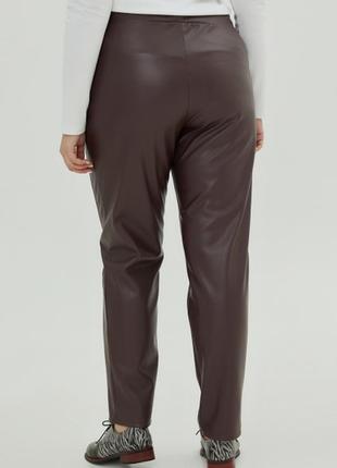 Шкіряні жіночі брюки "багіра" батал2 фото