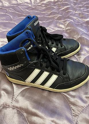 Кросівки adidas р 34
