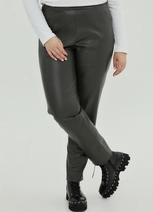 Шкіряні жіночі брюки "багіра" батал4 фото