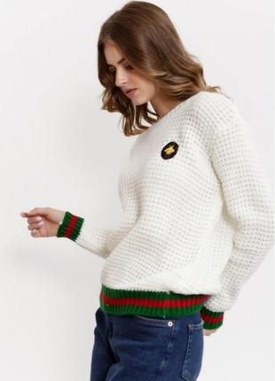 Женский тёплый свитер в крупную вязку1 фото