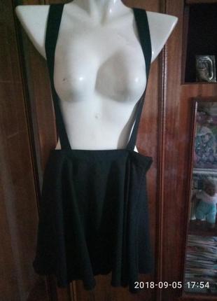 Стильний сарафан під футболку