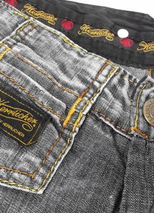 Модные, трендовые джинсы с небольшим клёшем. herrlicher. германия.2 фото