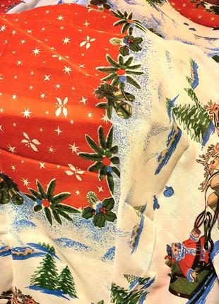 Святкова різдвяно-новорічна велика скатерка