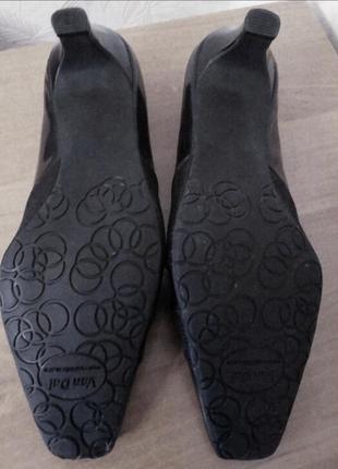 Мега удобные туфельки, 41-41,5-52, лаковая кожа, van dal2 фото