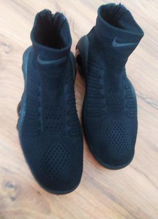 Кросівки оригінальні баскетбольні nike flight bonafide triple black flight sock art.917742-004