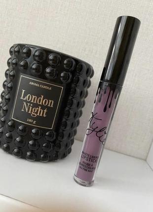 Матова помада kylie тон love bite