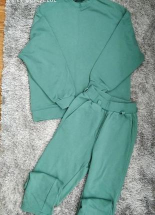 Спортивний костюм