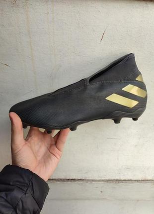 Крутые бутсы adidas nemeziz