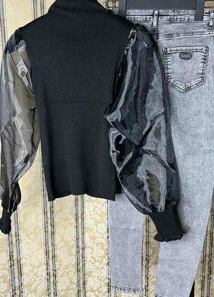 Шикарные облегающие джинсы, высокая посадка, камни сваровски плотностью спереди.4 фото