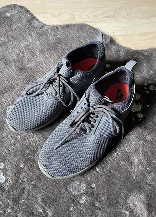 Nike кросівки фірмові 2