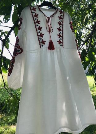 Лляна біла сукня вишиванка , коротка2 фото
