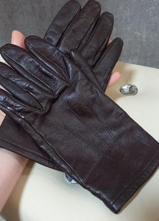 Перчатки,рукавички кожаные 100%  брендовые  marks & spencer  новые.