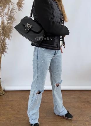 Стильна сумка кросбоді чорна стьобана в стилі пінко7 фото