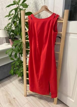 Красное платье monton