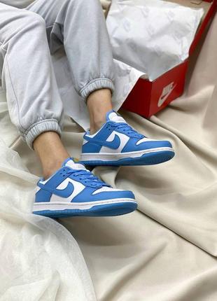 Жіночі кросівки nike dunk low university blue1 фото