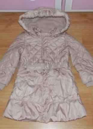 Симпатичне, фірмове пальтечко на дівчинку