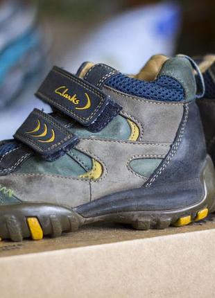 Ботінки clarks