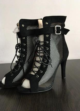 Взуття heels. 35 - 41 роз. каблук 9см.3 фото