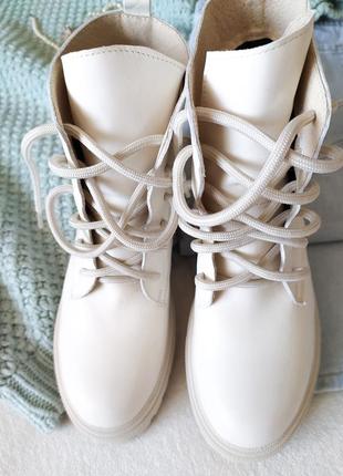 Нові черевики з натуральної шкіри на байку3 фото