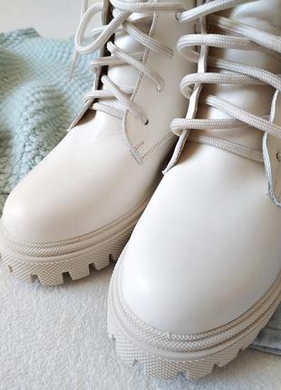 Нові черевики з натуральної шкіри на байку4 фото