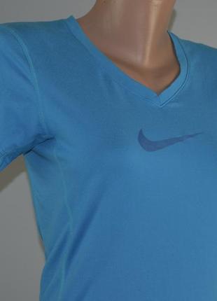 Футболка nike (s) dri-fit. оригінал2 фото