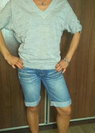 Стильна футболочка river island