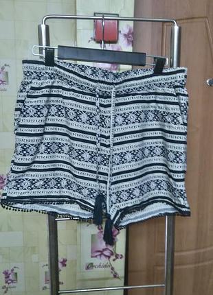 Легкие фирменные натуральные шорты atmosphere р.12 (индия)