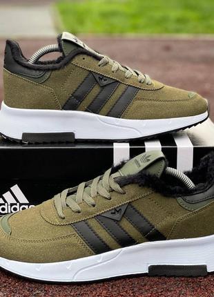 Чоловічі кросівки adidas утеплені2 фото