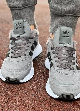 Чоловічі кросівки adidas утеплені4 фото
