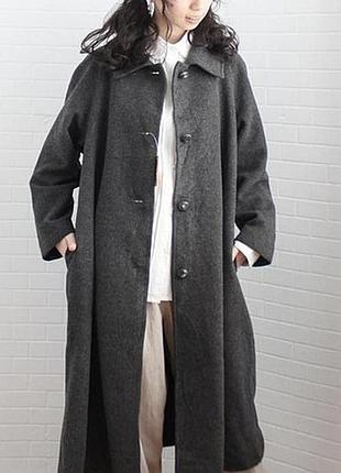 Подовжене унікальне недороге пальто