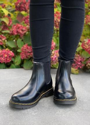 Dr.martens chelsea black fur женские зимние сапожки доктор мартинс челси с мехом жіночі сапоги черевики з хутром4 фото