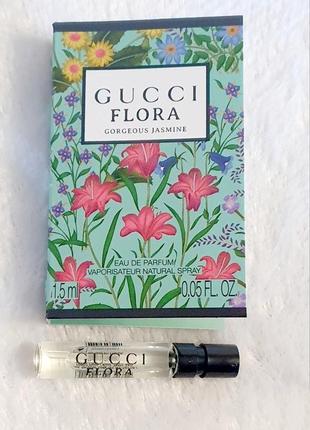 Gucci flora gorgeous jasmine💥оригінал мініатюра пробник mini spray 1,5 мл книжка1 фото