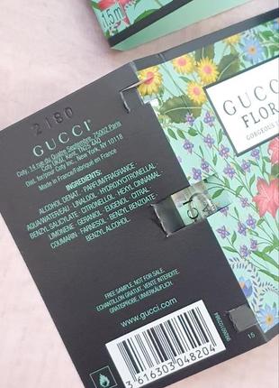 Gucci flora gorgeous jasmine💥оригінал мініатюра пробник mini spray 1,5 мл книжка9 фото