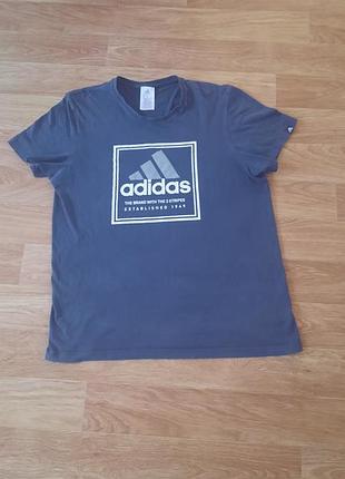 Футболка  adidas