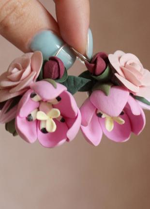 Рожеві сережки ручної роботи "тюльпани з трояндами"