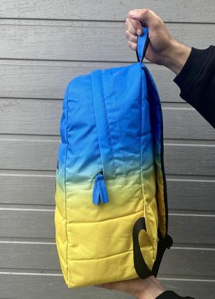 Легкий та функціональний рюкзак у кольорах державного прапора україни.8 фото