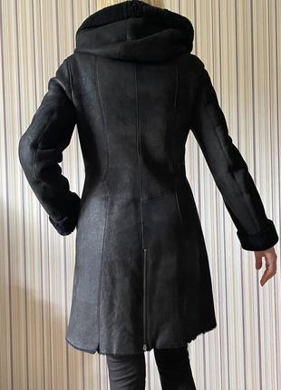 Натуральна жіноча дублянка , розмір м, на блискавці.