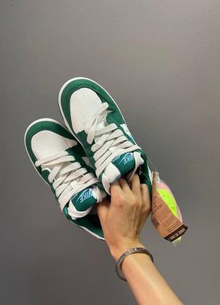 Жіночі кросівки nike sb dunk low malachite8 фото