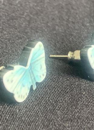 Сережки метелики ніжного блакитного кольору4 фото