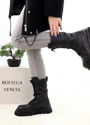 Bottega veneta black fur зимние массивные ботинки берцы с толстым мехом ботега венета с шнуровкой чорні масивні черевики сапожки натуральная кожа10 фото