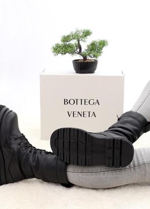 Bottega veneta black fur зимние массивные ботинки берцы с толстым мехом ботега венета с шнуровкой чорні масивні черевики сапожки натуральная кожа9 фото